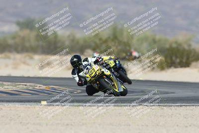 media/Nov-02-2025-CVMA (Sun) [[337aff29ab]]/Race 5-Amateur Formula Middleweight/